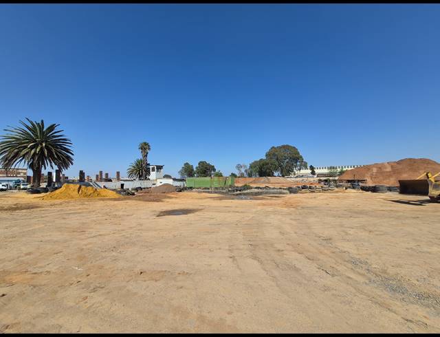 20,000M² INDUSTRIAL YARD TO LET IN WYCHWOOD
